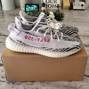 Yeezy Boost 350 V2 Zebra